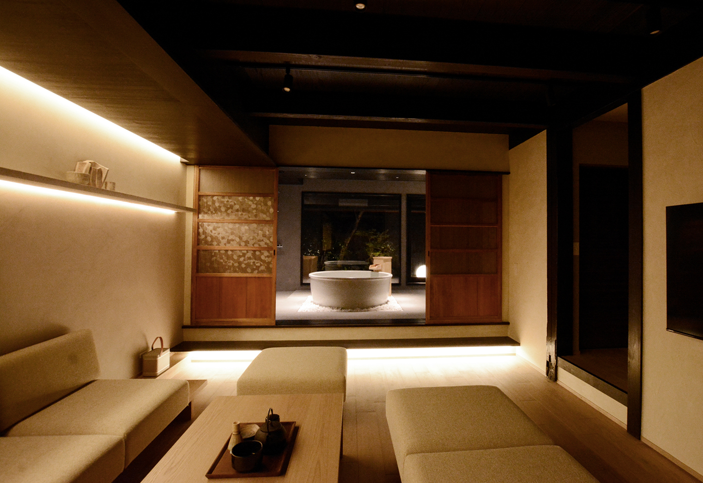 KYOTO MACHIYA _ Kamogawa Garden